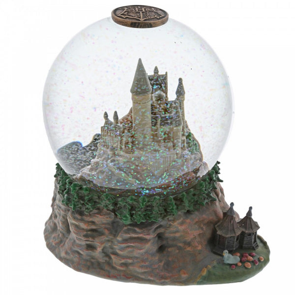 Harry Potter - Hogwarts mit Hagrids Hütte - Schneekugel